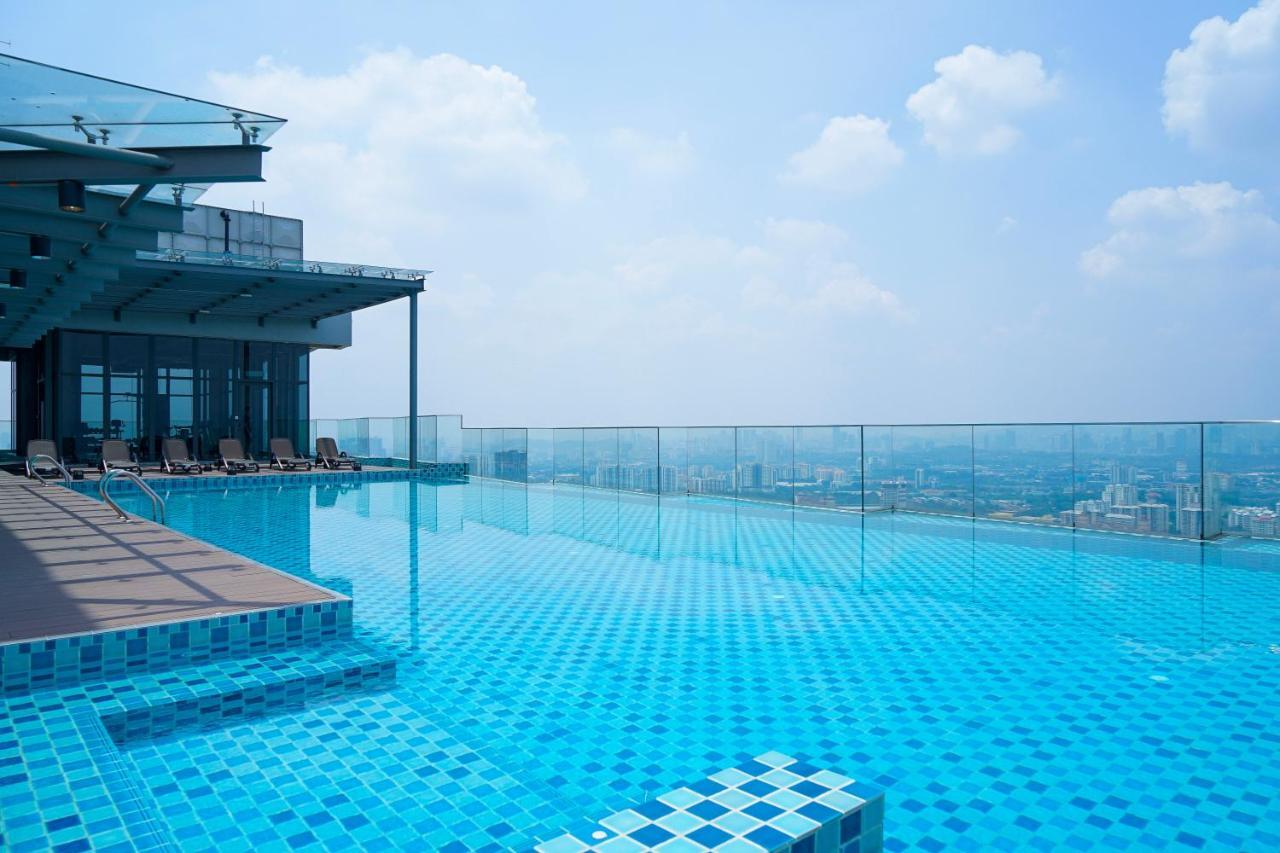 Eko Cheras Premium Suite Kuala Lumpur Exterior photo